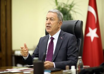 Bakan Akar: Yunanistan, hukuk tanımaz ve gerginliği tırmandırıcı tavrını sürdürüyor
