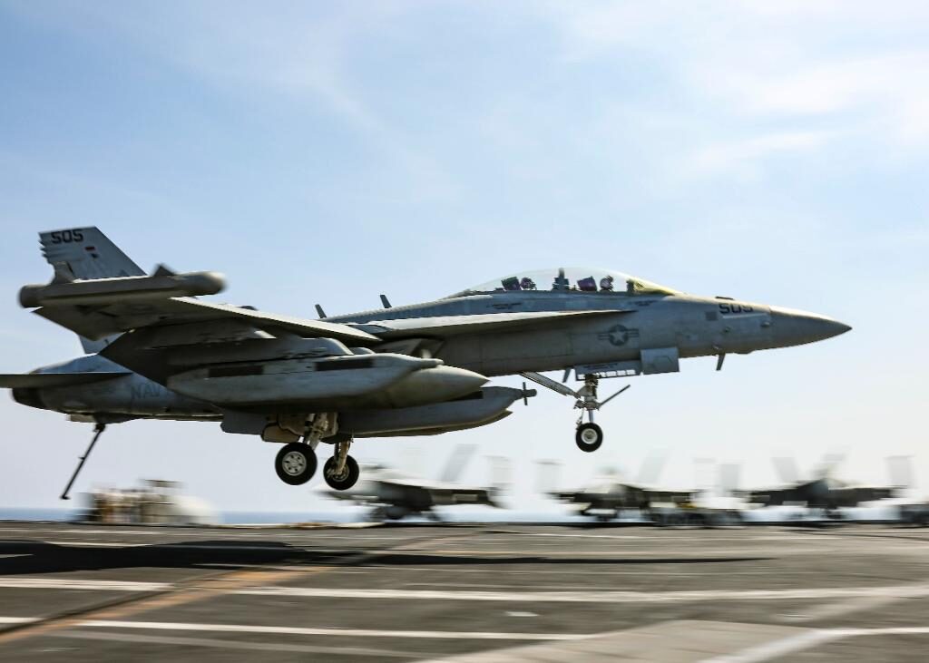 ABD Donanması Block II Super Hornet savaş uçaklarını teslim aldı
