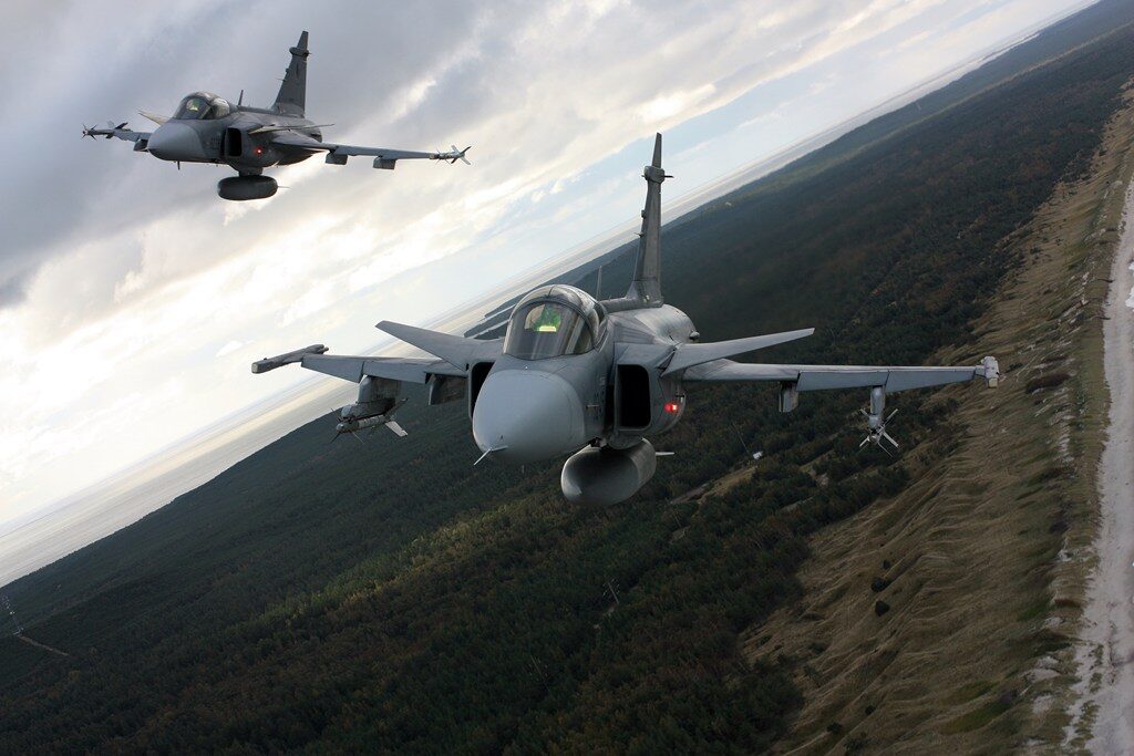 Macar Gripen’leri Baltık Hava Polisliği misyonunda yeni yetenekler sergiledi