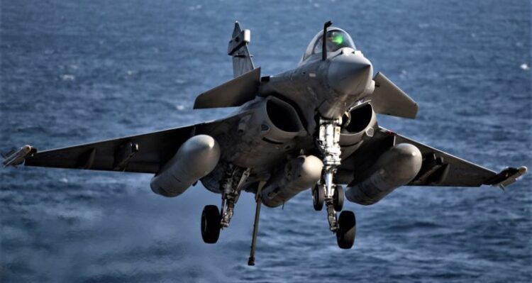 Yunanistan’a teslim edilecek 12 adet Rafale savaş uçağı F3R standardında olacak