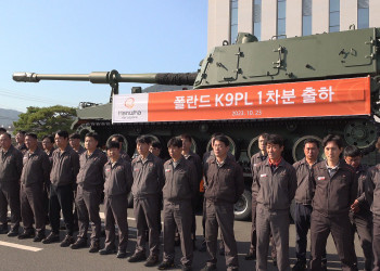 Polonya’ya K9 kundağı motorlu obüs teslimatı