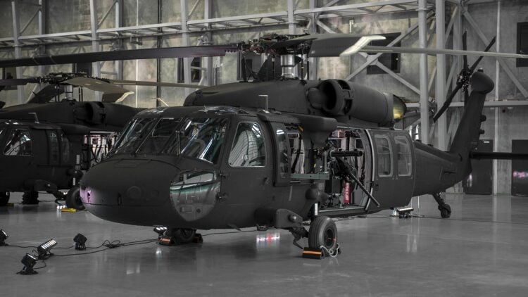 Polonya’ya S-70 Black Hawk helikopteri teslimatı