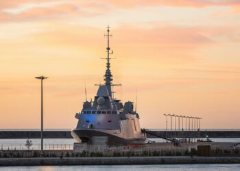 Fransız fırkateyni, Yemen’den fırlatılan İHA’ları düşürdü