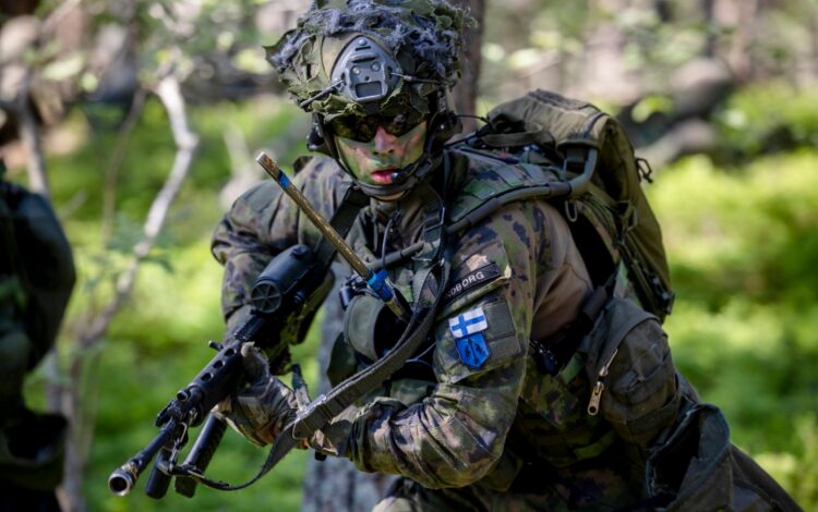Finlandiya ve ABD’den savunmada iş birliği