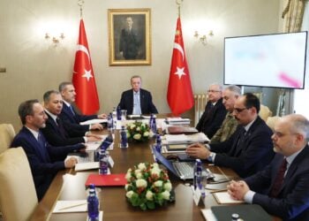 Cumhurbaşkanı Erdoğan başkanlığındaki kritik toplantı sonrası açıklamalar