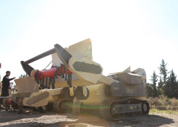 Azerbaycan’ın mayın temizleme aracı Ukrayna’da görevde