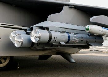 Almanya’nın Eurofighter savaş uçaklarına Brimstone füzesi