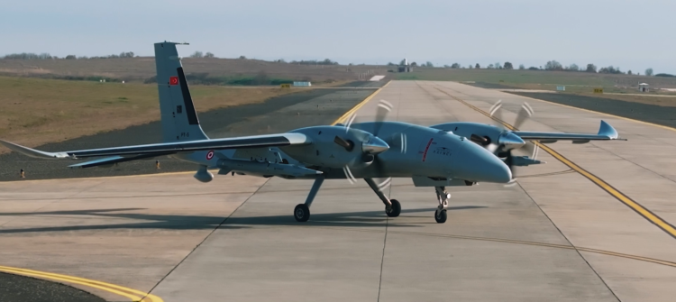 Bayraktar AKINCI’dan İHA-230 ile tam isabet