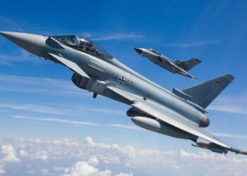Alman Eurofighter savaş uçaklarına İsveç’ten elektronik harp sistemi