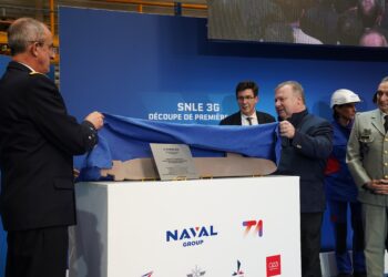 Fransa ilk 3. nesil nükleer denizaltısının yapımına başladı