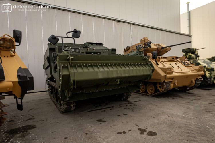 FNSS ön cephe hattı araçları ile EFES 2024’te