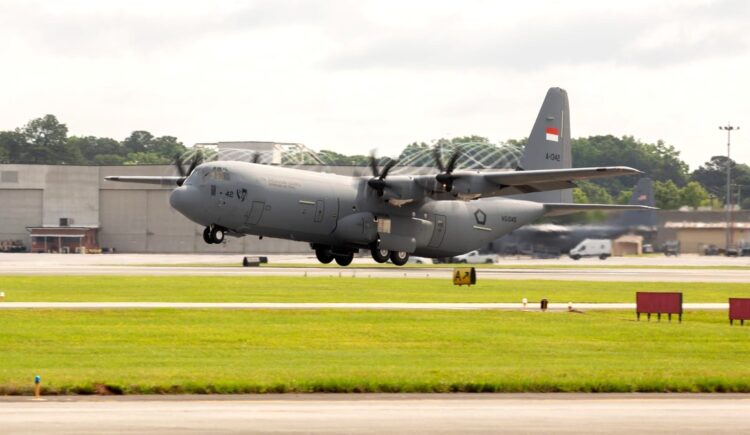 Endonezya’ya C-130J-30 nakliye uçağı teslimatı tamamlandı