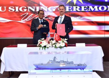 Malezya ile savaş gemisi satışı için imzalar atıldı!