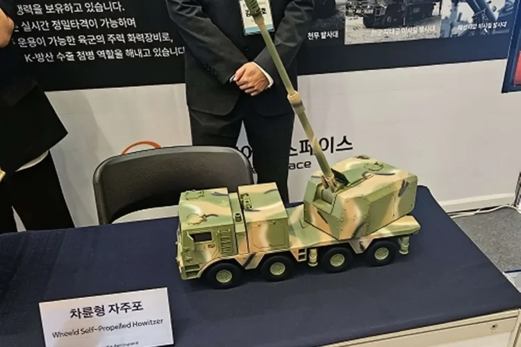 Koreli Hanwha yeni obüsünü tanıttı