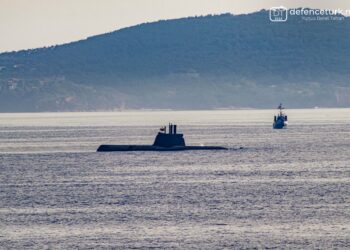 PİRİREİS denizaltısı hizmete giriyor