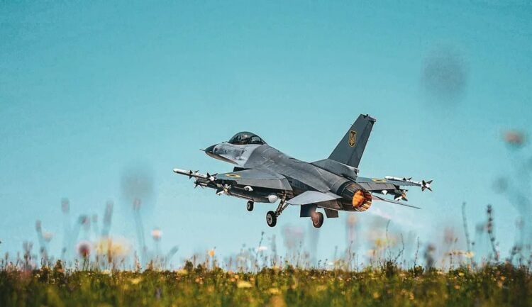 Ukrayna’nın ilk F-16 savaş uçağı kaybı