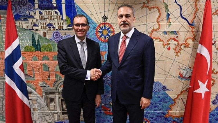 Norveç Türkiye’ye uyguladığı savunma sanayii kısıtlamalarını kaldırdı