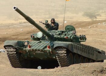 Hindistan eskiyen T-72 tanklarını ihraç etmeyi planlıyor