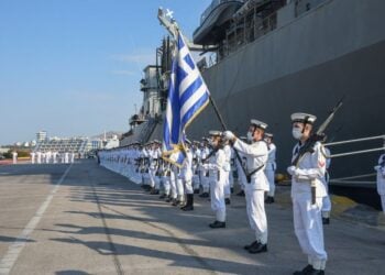 Yunan Harp Okullarında öğrenci eksikliği!