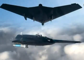 ANKA III derin darbe uçağından mühimmatlı uçuş!