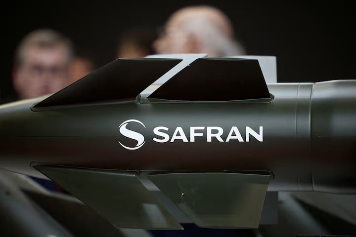 Fransız motor üreticisinden yapay zekaya dev yatırım!