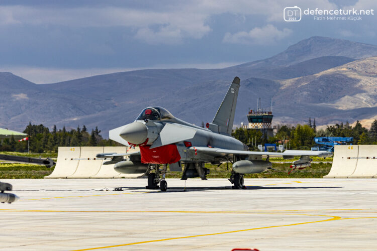 Türkiye’nin Eurofighter savaş uçağı alımında Almanya’nın geri adım attığı iddiası