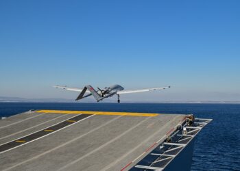 Bayraktar TB3’ün TCG ANADOLU testleri sürüyor