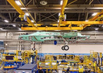 Finlandiya’nın ilk F-35 savaş uçağı üretim hattında