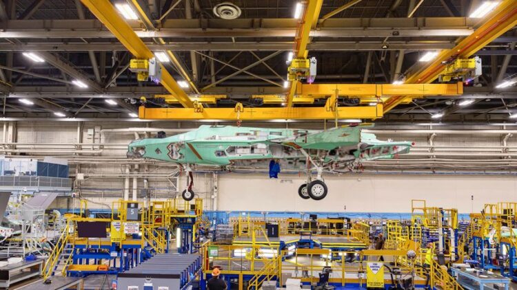 Finlandiya’nın ilk F-35 savaş uçağı üretim hattında