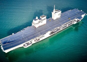 İtalya’nın yeni çok maksatlı amfibi hücum gemisi hizmette