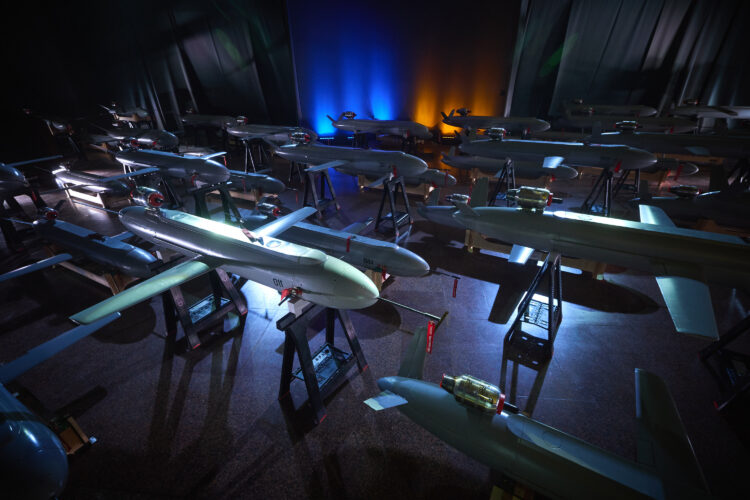 Ukrayna’dan jet motorlu kamikaze İHA