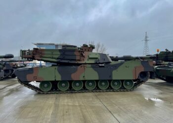 Polonya’ya Abrams tankı teslimatı