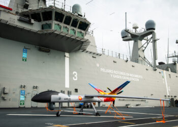 İspanyol amfibi hücum gemisine İHA entegrasyonu