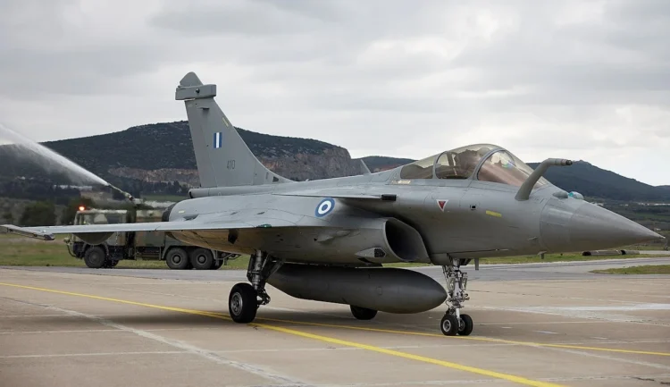 Yunanistan’a Rafale savaş uçağı teslimatı tamamlandı