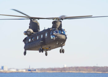 Japonya’dan ağır nakliye helikopteri siparişi