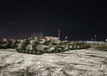 Polonya’ya tank ve obüs teslimatı sürüyor