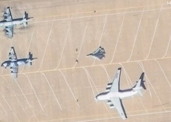 Su-57 savaş uçağının İran’da görüldüğü iddiası