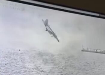 ABD’de EA-18G uçağı düştü