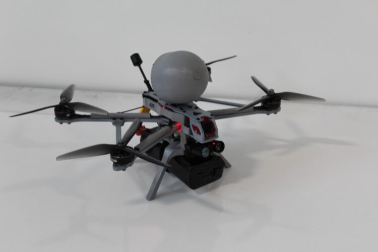 Yerli FPV kamikaze İHA’ya gece görüş kabiliyeti