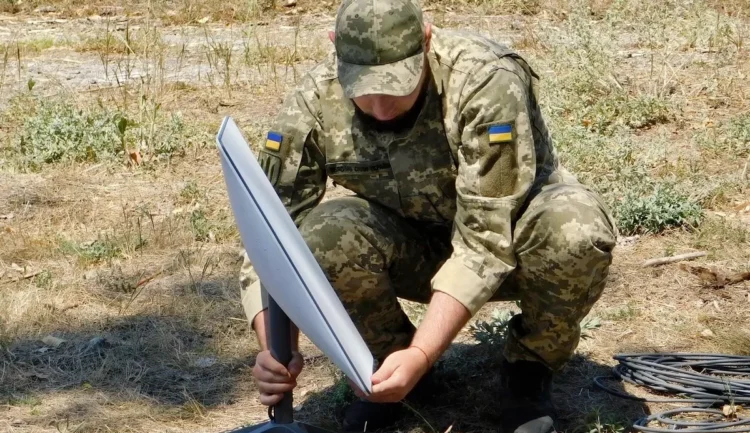 Ukrayna Starlink’e alternatif arıyor
