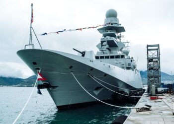 İtalyan donanmasına fırkateyn teslimatı