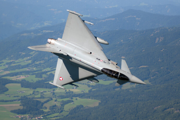 Avusturya’dan yeni savaş uçağı hamlesi