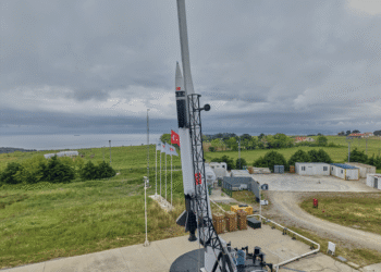 Hibrit itkili roket ile irtifa rekoru