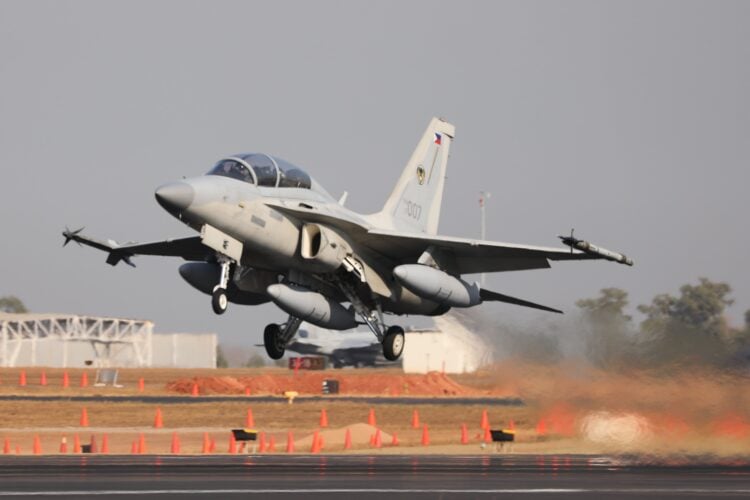 Filipinler’den ek FA-50 savaş uçağı tedariki