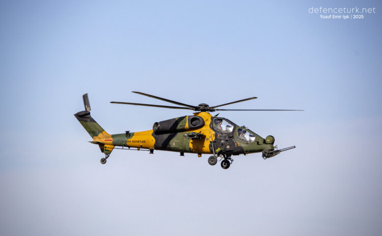 Jandarma’ya helikopter teslimatı