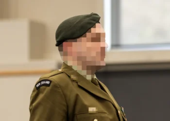 Yeni Zelandalı asker casusluk girişimini itiraf etti