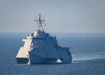 ABD gemileri Güney Çin Denizi’nde