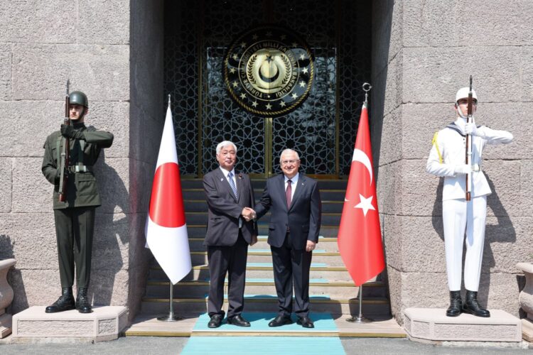 Japonya Savunma Bakanı’ndan Türkiye’ye ziyaret