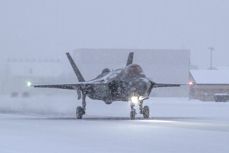 Alaska’daki F-35 kazasının nedeni ortaya çıktı