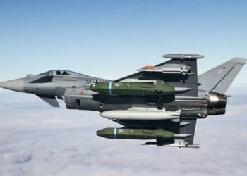 Almanya 80 savunma projesi için parlamento onayı bekliyor